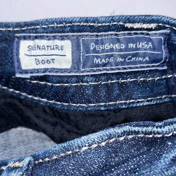 MISS ME 27 Signature Boot-cut distressed 5 Pocket Jeans Low Rise Factory Fading - Picture 10 of 16